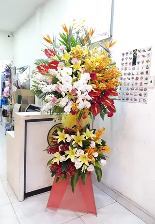Lẵng Hoa Cao Sang