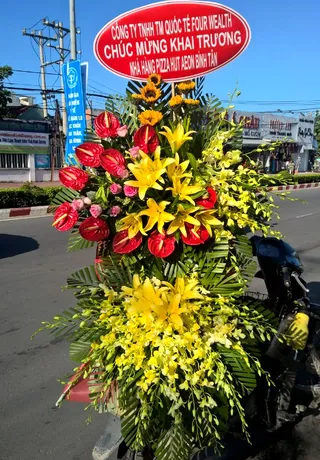 Lẵng Hoa Thành Công