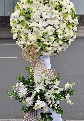 Hoa Tươi Tang Lễ Cao Cấp 35