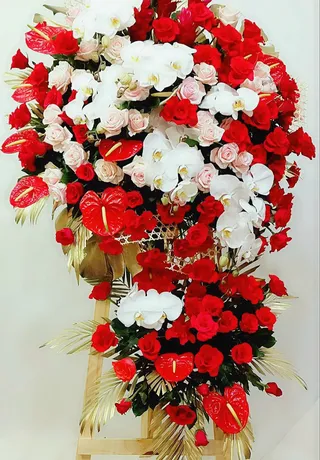 Kệ Hoa Tươi Bình Dương 17