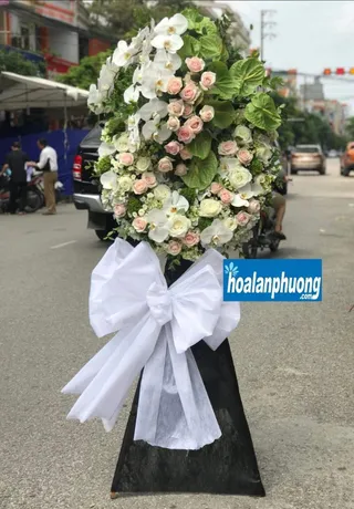 Mẫu Hoa Chia Buồn Hải Phòng 17