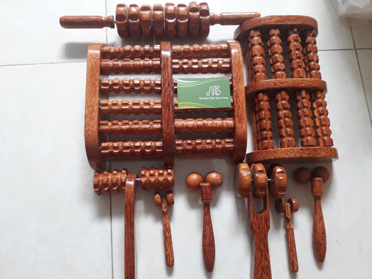 Dụng cụ massage chân nhỏ gỗ dừa - Mỹ Nghệ Dừa Nam Trang
