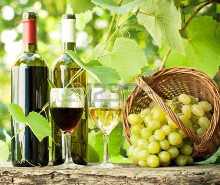 Tỷ lệ bao nhiêu nho và rượu cần để ủ rượu nho từ nho khô?
