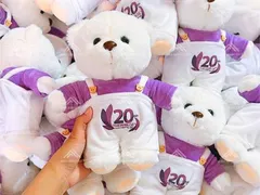 Gấu bông in logo mang lại lợi ích gì trong việc giáo dục trẻ em?