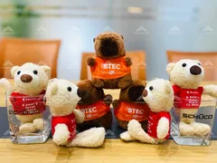 Quà tặng gấu bông in logo thương hiệu trong truyền thông