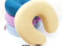 Gối Cổ Quà Tặng Ý Nghĩa – Món Quà Thiết Thực Và Đẹp Mắt Cho Mọi Dịp