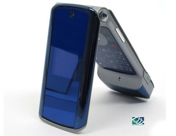 Motorola thiết kế riêng dành cho những ai theo đuổi sự sang trọng trong phong cách Motorola thiết kế riêng dành cho những ai theo đuổi sự sang trọng trong phong cách