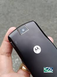 Motorola L7 điện thoại dạng thanh kẹo Motorola L7 điện thoại dạng thanh kẹo