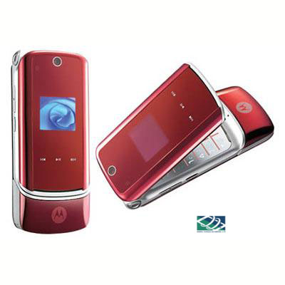 Motorola thiết kế riêng dành cho những ai theo đuổi sự sang trọng trong phong cách Motorola thiết kế riêng dành cho những ai theo đuổi sự sang trọng trong phong cách