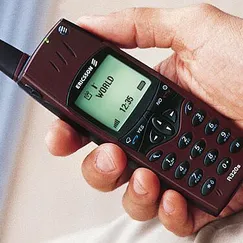 Ericsson R320