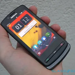 Điện thoại nokia 700