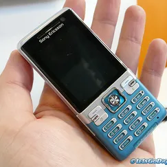 Sony Ericsson C702