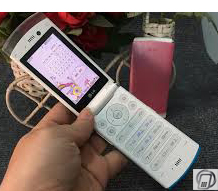 LG Lollipop GD580 dành riêng cho giới trẻ với thiết kế trẻ trung và năng động LG Lollipop GD580 dành riêng cho giới trẻ với thiết kế trẻ trung và năng động