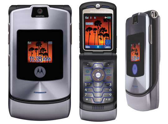 Motorola v3 подключение к компьютеру