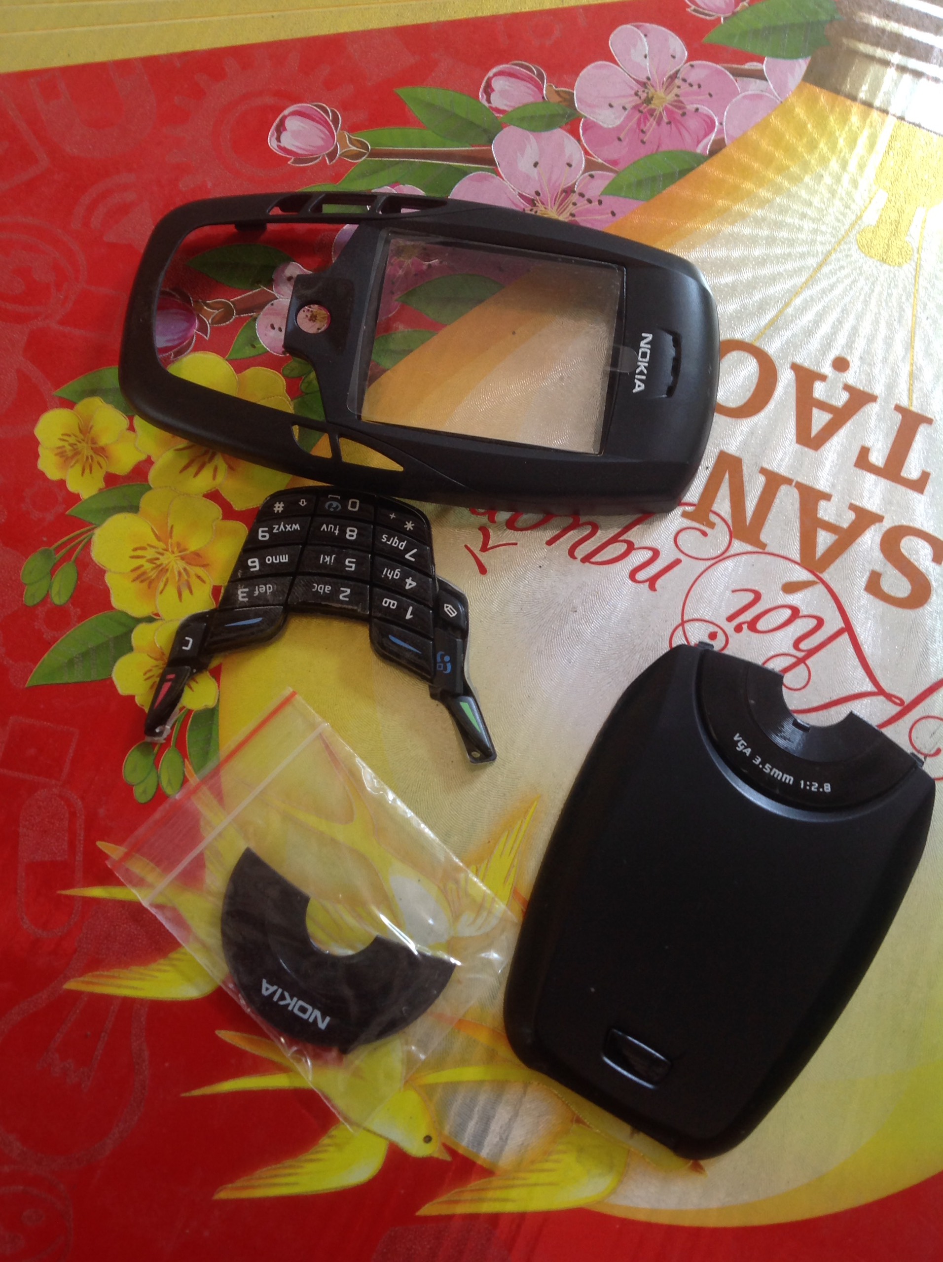 vỏ Nokia 6600 vỏ Nokia 6600