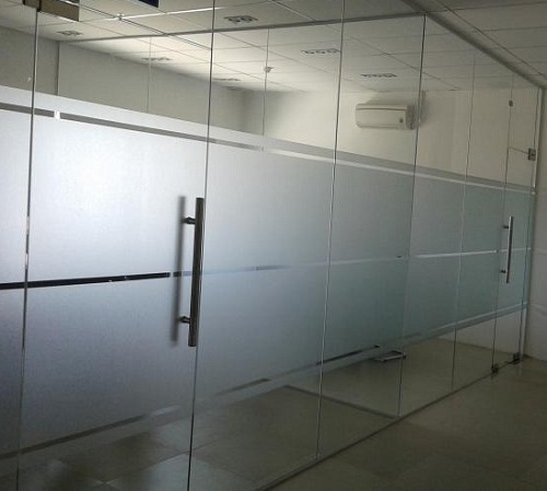 Địa Chỉ Thi Công Kính Cường Lực Giá Rẻ Tại Khu Công Nghiệp Biên Hòa Địa Chỉ Thi Công Kính Cường Lực Giá Rẻ Tại Khu Công Nghiệp Biên Hòa