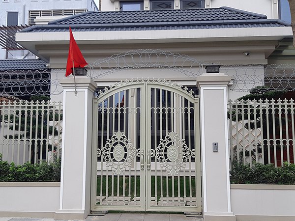 Thợ Gia Công Lắp Đặt Hàng Rào Sắt Uy Tín Tại Biên Hòa - Mẫu 05 Thợ Gia Công Lắp Đặt Hàng Rào Sắt Uy Tín Tại Biên Hòa - Mẫu 05