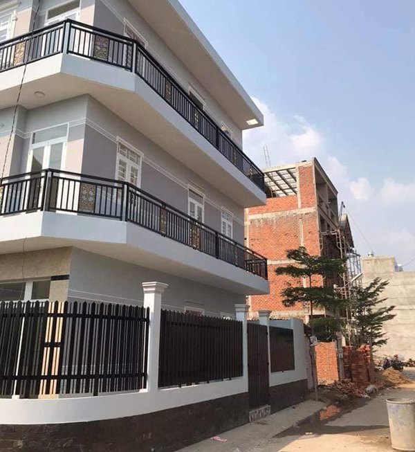 Thợ Gia Công Lắp Đặt Hàng Rào Sắt Uy Tín Tại Biên Hòa - Mẫu 08 Thợ Gia Công Lắp Đặt Hàng Rào Sắt Uy Tín Tại Biên Hòa - Mẫu 08