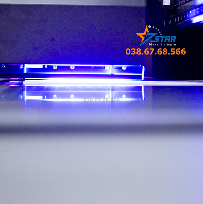 Máy in UV phẳng Kaler FB2513 đầu phun Ricoh Gen 5, 6 - Kích thước 2,5x1,3m - Giá bao nhiêu?