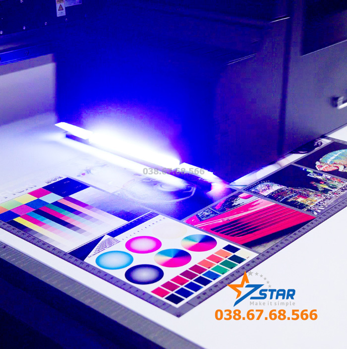 Máy in UV phẳng Kaler FB2513 đầu phun Ricoh Gen 5, 6 - Kích thước 2,5x1,3m - Giá bao nhiêu?