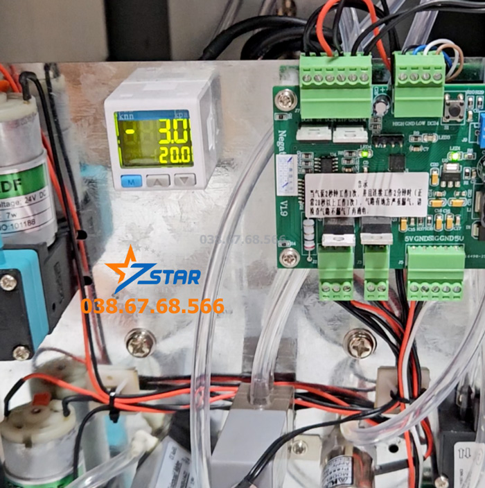 Máy In UV Cuộn Kaler R320 - đầu phun Ricoh Gen 5/ Konica 1024A - Giá bao nhiêu?