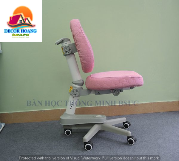 Ghế màu hồng dành cho bé gái