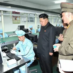 Bàn thao tác công nghiệp