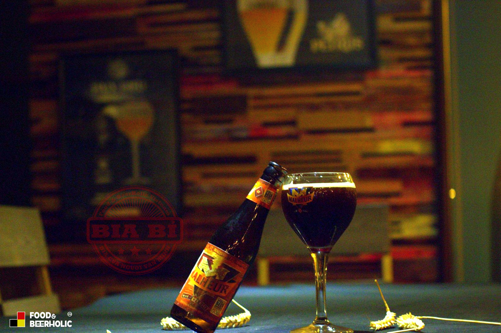 uống bia đen Bỉ nặng độ ngon nhất thế giới Malheur 12