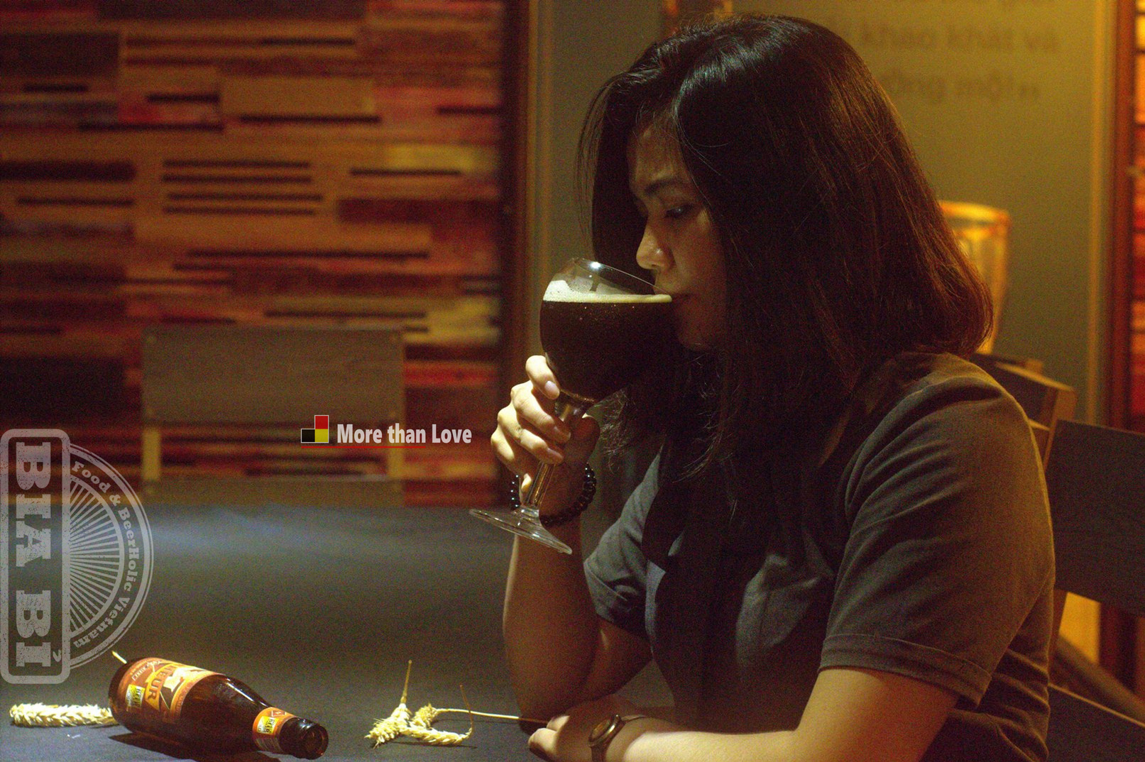 thưởng thức bia đen Bỉ nặng độ ngon nhất thế giới Malheur 12