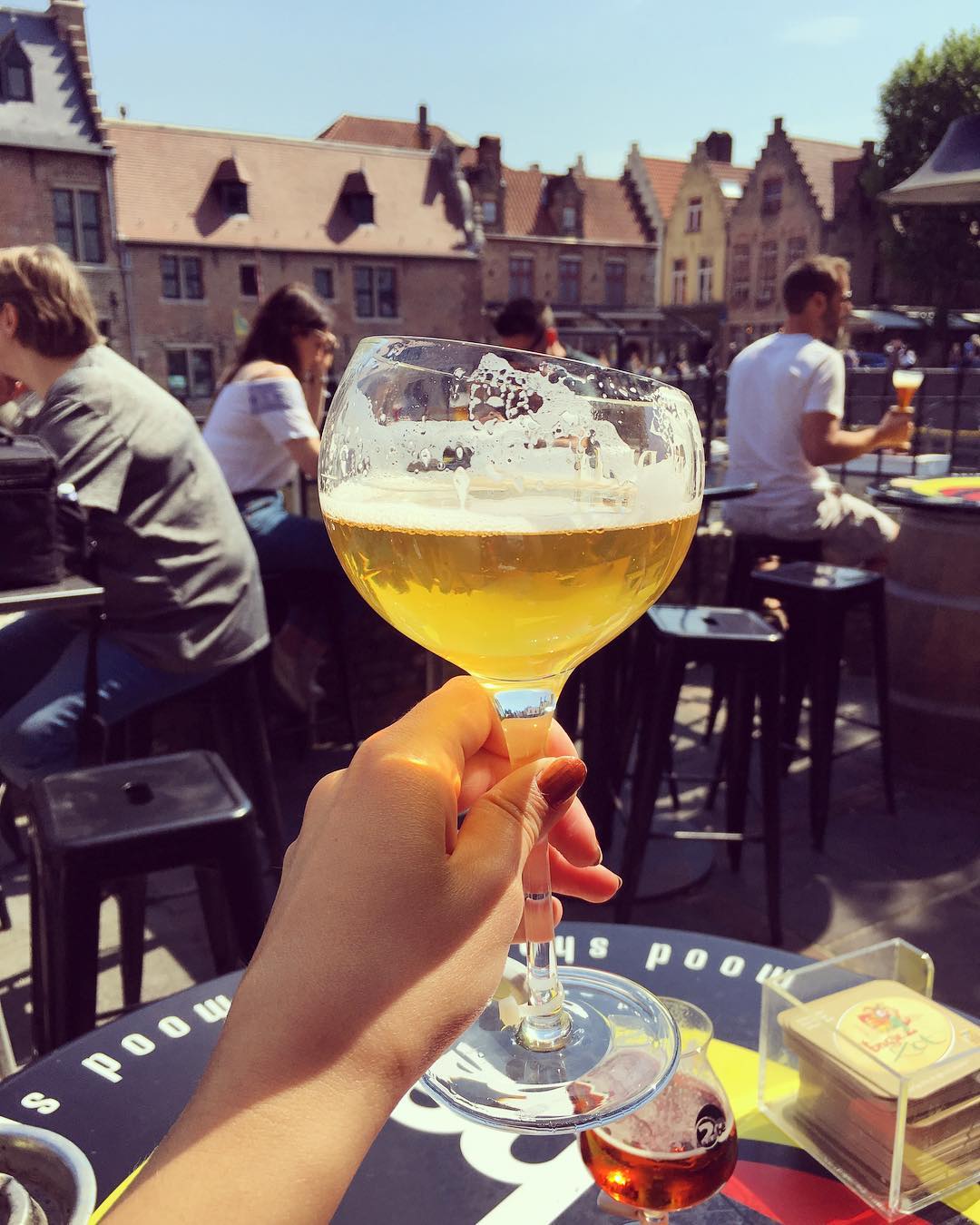 Bia Nữ tu Bỉ Paix Dieu – Dòng bia vàng Tripel 10% ABV của tu viện Amay (Bỉ) - Chỉ ủ vào mỗi dịp trăng rằm.