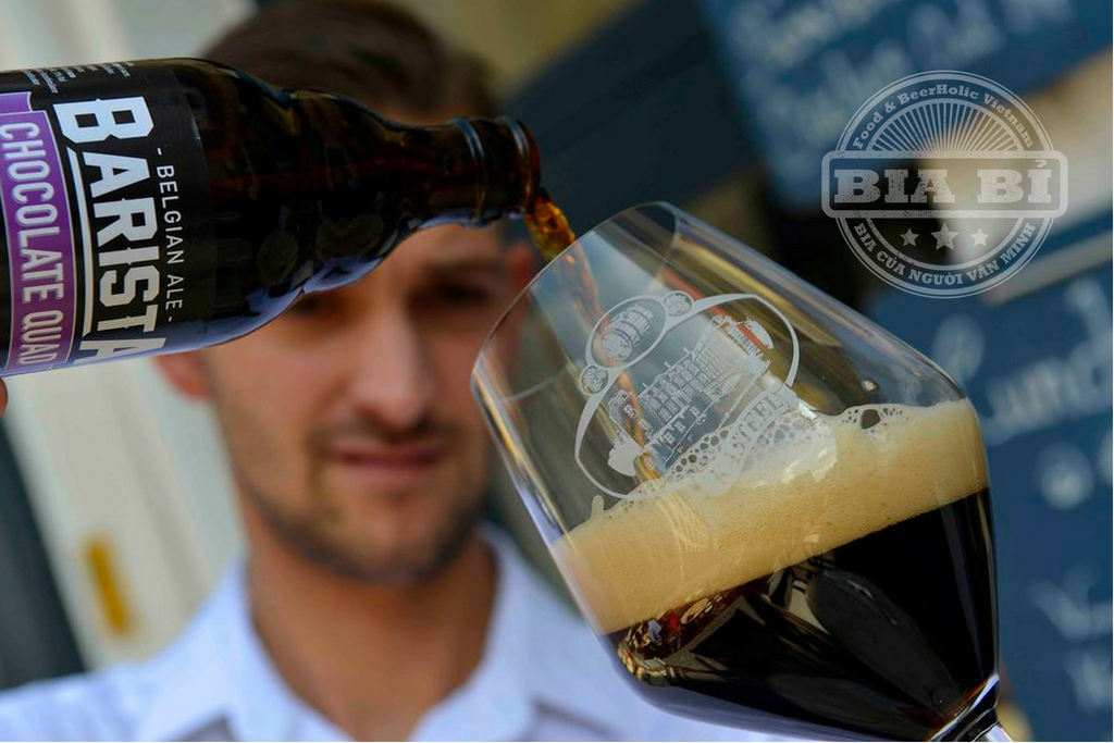 cách rót bia đen Bỉ Barista Chocolate Quad