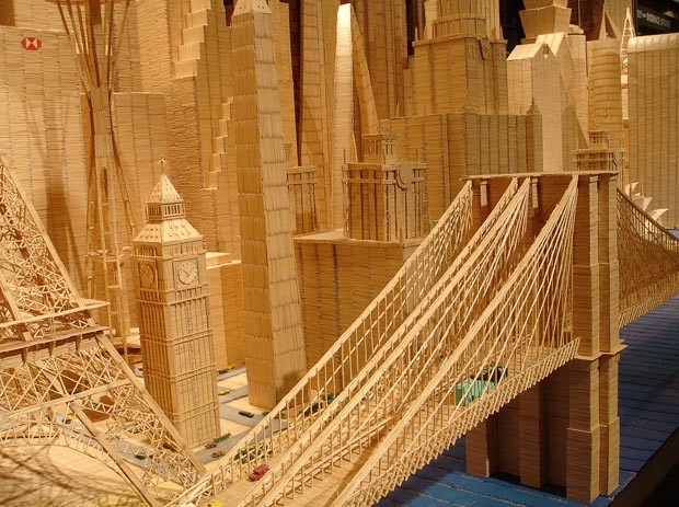 Chiêm ngưỡng những mô hình kiến trúc nổi tiếng làm bằng tăm tre