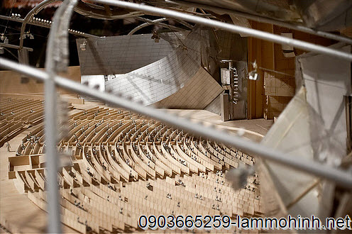 Cận cảnh mô hình kiến trúc trung tâm hòa nhạc Pritzker Pavilion tại công viên Thiên niên kỷ Cận cảnh mô hình kiến trúc trung tâm hòa nhạc Pritzker Pavilion tại công viên Thiên niên kỷ