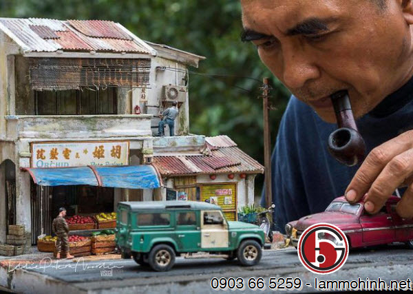 Nghệ sĩ làm mô hình 51 tuổi Eddie Putera Nghệ sĩ làm mô hình 51 tuổi Eddie Putera