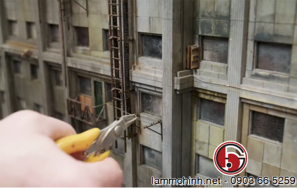 Từng chi tiết nhỏ của mô hình kiến trúc như cầu thang thoát hiểm, dây điện... đều được thể hiện chi tiết Từng chi tiết nhỏ của mô hình kiến trúc như cầu thang thoát hiểm, dây điện... đều được thể hiện chi tiết