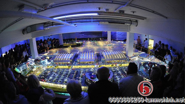 Mô hình kiến trúc sân bay Knuffingen về đêm Mô hình kiến trúc sân bay Knuffingen về đêm