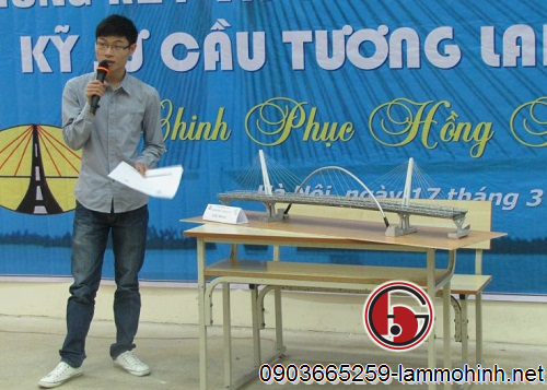 Mô hình kiến trúc cầu WAVIC được thực hiện bởi 4 thành viên trong suốt 3 tháng ròng Mô hình kiến trúc cầu WAVIC được thực hiện bởi 4 thành viên trong suốt 3 tháng ròng