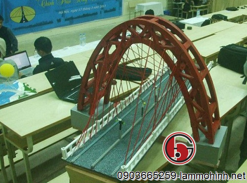 Giải thưởng giải pháp kết cấu xuất sắc dành cho mô hình kiến trúc chiếc cầu có trọng lượng lên tới 70Kg. Giải thưởng giải pháp kết cấu xuất sắc dành cho mô hình kiến trúc chiếc cầu có trọng lượng lên tới 70Kg.