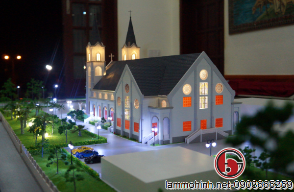 Toàn cảnh nhà thờ khi lên đèn nhìn từ khu vực nhà Xứ Toàn cảnh nhà thờ khi lên đèn nhìn từ khu vực nhà Xứ