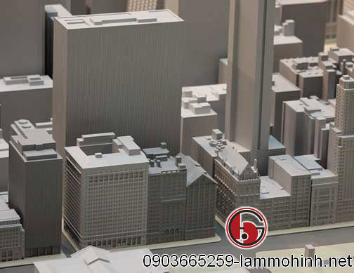 Một số công trình quan trọng được thể hiện đầy đủ các chi tiết mặt đứng so với các khối hình hộp chung quanh Một số công trình quan trọng được thể hiện đầy đủ các chi tiết mặt đứng so với các khối hình hộp chung quanh