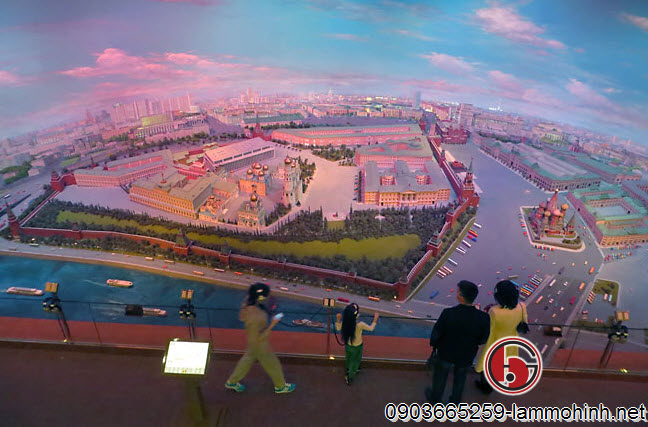 Mô hình kiến trúc thành phố Moscow với phông nền bằng sơn dầu tạo cảm giác mô hình rộng đến tận chân trời Mô hình kiến trúc thành phố Moscow với phông nền bằng sơn dầu tạo cảm giác mô hình rộng đến tận chân trời