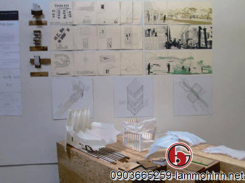 Đồ án tốt nghiệp của sinh viên nước ngoài. Phần trình bày được kết hợp giữa các nghiên cứu và trình bày bằng giấy gắn trên tường và tập hợp các mô hình minh họa Đồ án tốt nghiệp của sinh viên nước ngoài. Phần trình bày được kết hợp giữa các nghiên cứu và trình bày bằng giấy gắn trên tường và tập hợp các mô hình minh họa