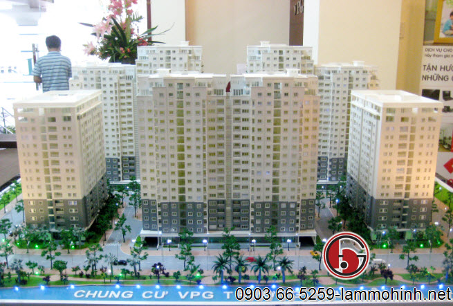 Toàn cảnh mô hình kiến trúc dự án nhìn từ bờ kênh Toàn cảnh mô hình kiến trúc dự án nhìn từ bờ kênh