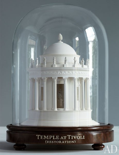 Bản sao của ngôi đền La Mã cổ đại Bản sao của ngôi đền La Mã cổ đại