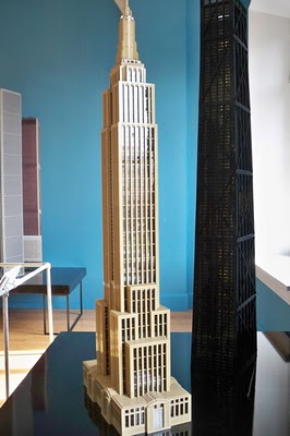 Tòa nhà Empire State, thành phố New York làm từ 12.200 miếng Lego Tòa nhà Empire State, thành phố New York làm từ 12.200 miếng Lego