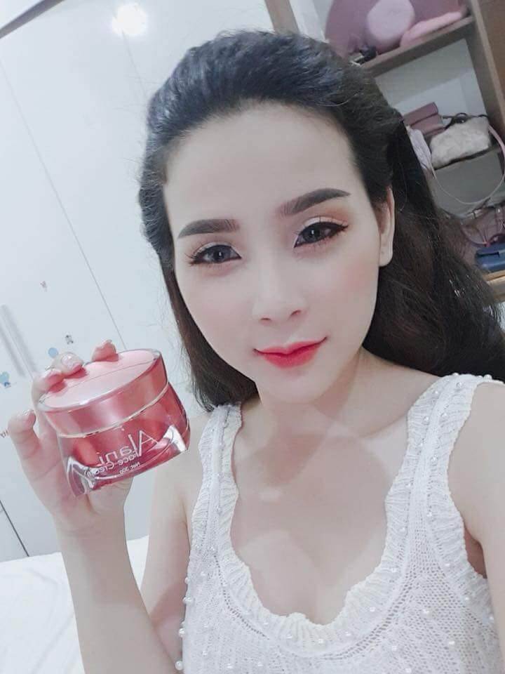 Kem Alani face Thanh Trang - mặt nạ thảo dược dưỡng da sáng mịn Kem Alani face Thanh Trang - mặt nạ thảo dược dưỡng da sáng mịn