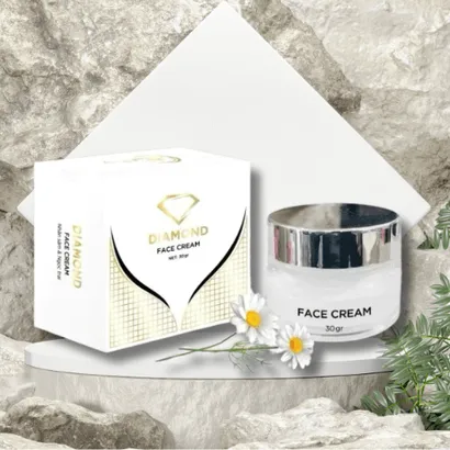 Kem Diamond Face Thanh Trang