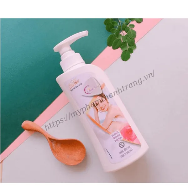 Sữa Tắm Dưỡng Sáng Da Thanh Trang