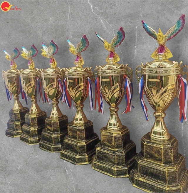TOP Các Mẫu: Cúp Chim Chào Mào Đẹp Giá Rẻ