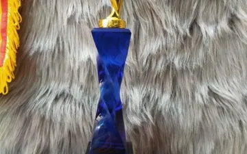 Cúp Vinh Danh: Đánh Dấu Thành Tựu và Vinh Quang